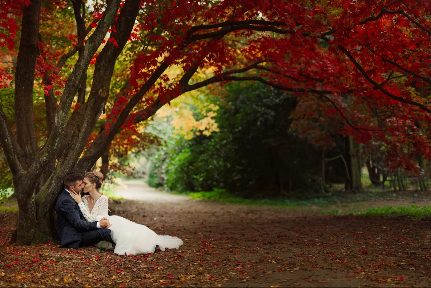 Love in Focus: A Couples Photoshoot in the Heart of Paris.
